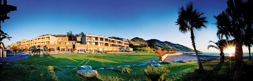Da domani riapre l’Aregai Marina Hotel & Residence di Santo Stefano al Mare Da domani riapre l’Aregai Marina Hotel & Residence di Santo Stefano al Mare
