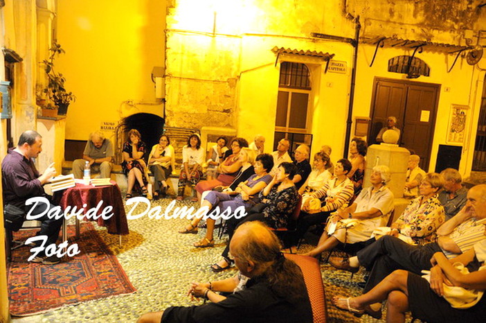 Sanremo: dopo 'Affabulando' la 'Piccola Biblioteca' è pronta per la Notte Bianca Sanremo: dopo 'Affabulando' la 'Piccola Biblioteca' è pronta per la Notte Bianca