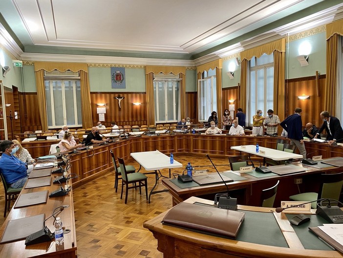 Una delle ultime assemblee dei Sindaci per Rivieracqua Una delle ultime assemblee dei Sindaci per Rivieracqua