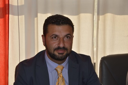 Vallecrosia: sarà vietata l'apertura di nuove sale slot e altre installazioni nei locali, la decisione del Sindaco Vallecrosia: sarà vietata l'apertura di nuove sale slot e altre installazioni nei locali, la decisione del Sindaco