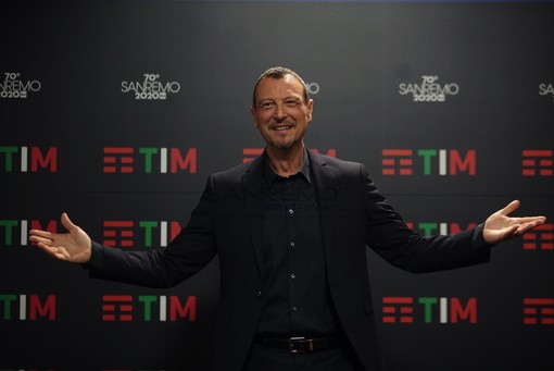 Amadeus in conferenza stampa all'Ariston (Foto Duilio Rizzo)