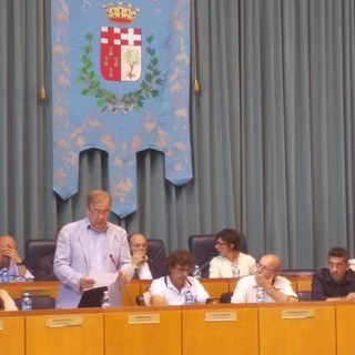 Imperia: Antonio Russo esce dal gruppo di lavoro rifiuti zero. "Mi ero illuso, ma tanti mi avevano messo in guardia" Imperia: Antonio Russo esce dal gruppo di lavoro rifiuti zero. "Mi ero illuso, ma tanti mi avevano messo in guardia"