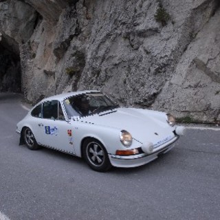 Pontedassio: domenica raduno di auto storiche con "100.000 scoppi tra gli ulivi"