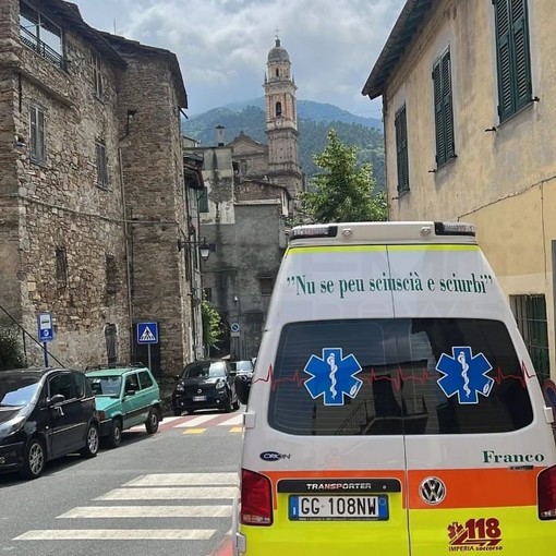 “Un Quadrifoglio per la Verde”: una nuova ambulanza dedicata alla Valle Argentina grazie alla solidarietà della comunità