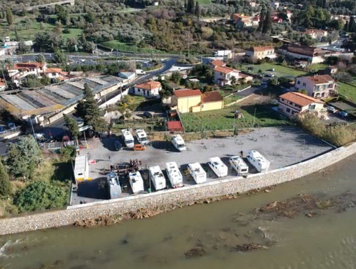 Imperia: area camper, e soste 'selvagge', la risposta dell'azienda che l'ha creata a Porto Maurizio Imperia: area camper, e soste 'selvagge', la risposta dell'azienda che l'ha creata a Porto Maurizio