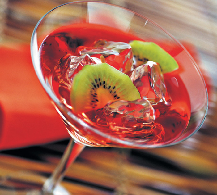 Sanremo: aperitivi sul marciapiede e politici, un lettore "Non è certo un bell'esempio per i cittadini" Sanremo: aperitivi sul marciapiede e politici, un lettore "Non è certo un bell'esempio per i cittadini"