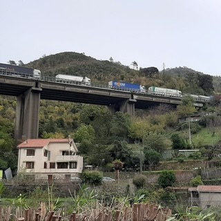 Autostrade: On. Rixi (Lega) “La Liguria ostaggio dei cantieri: salta anche il Consiglio regionale” Autostrade: On. Rixi (Lega) “La Liguria ostaggio dei cantieri: salta anche il Consiglio regionale”