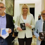 Psichiatria, farmaci e rischi: Antonello Lanteri presenta a Bordighera il libro “Maneggiare con cura” Psichiatria, farmaci e rischi: Antonello Lanteri presenta a Bordighera il libro “Maneggiare con cura”