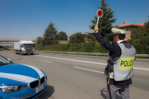 Ventimiglia: alta velocità sulla strada verso Camporosso, lettore chiede un intervento urgente