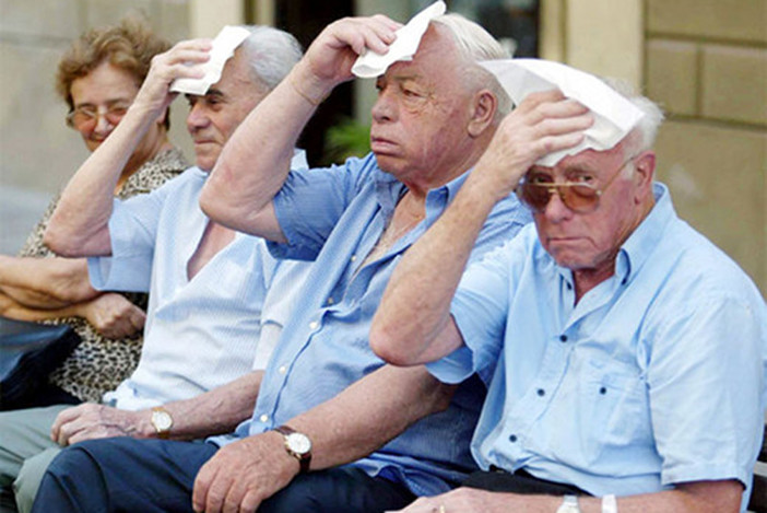 Provincia di Imperia nella morsa dell'afa: temperature elevate a Cipressa, Sanremo e Triora Provincia di Imperia nella morsa dell'afa: temperature elevate a Cipressa, Sanremo e Triora