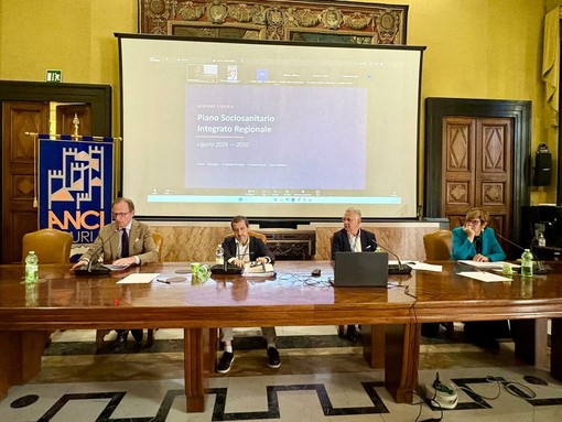 Sanremo e Ventimiglia guidano il fronte del no: i sindaci del Ponente bocciano la riforma dei distretti sanitari Sanremo e Ventimiglia guidano il fronte del no: i sindaci del Ponente bocciano la riforma dei distretti sanitari