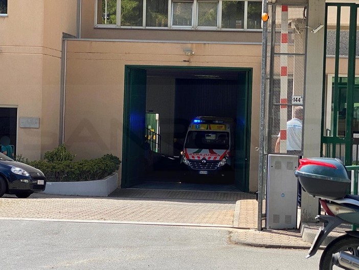 Sanremo: giovane detenuto tenta due volte di suicidarsi in carcere, salvato dalla Polizia Penitenziaria