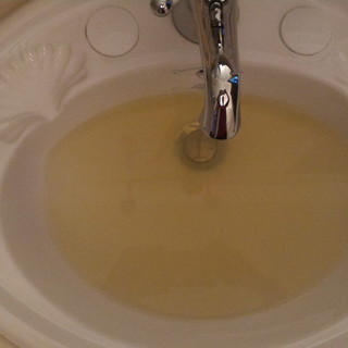 Sanremo: ancora fuoriuscita di acqua dai rubinetti, la forte rabbia di un cittadino Sanremo: ancora fuoriuscita di acqua dai rubinetti, la forte rabbia di un cittadino