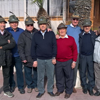 Pranzo sociale del Gruppo Alpini domenica scorsa ad Ospedaletti con amici e parenti Pranzo sociale del Gruppo Alpini domenica scorsa ad Ospedaletti con amici e parenti