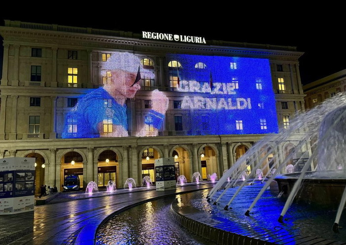 Il sanremese Arnaldi sul maxischermo della Regione dopo la vittoria nella finale di Coppa Davis Il sanremese Arnaldi sul maxischermo della Regione dopo la vittoria nella finale di Coppa Davis