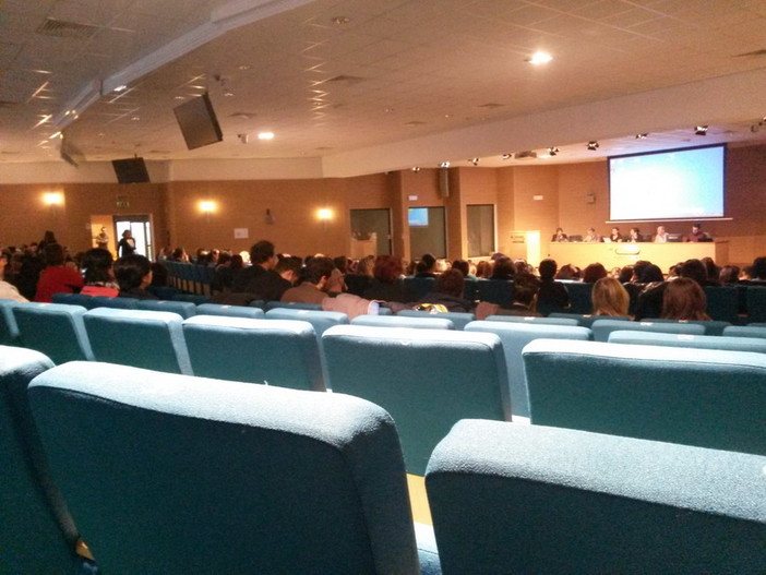 Imperia: escono allo scoperto 69 dipendenti della cooperativa il Faggio "Basta anonimato, ora tiriamoci su le maniche!"