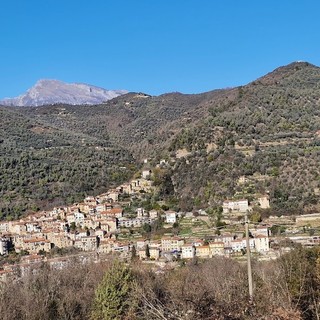 Escursioni nell’entroterra alla scoperta di Moltedo, Apricale, Perinaldo e Pigna (Foto)