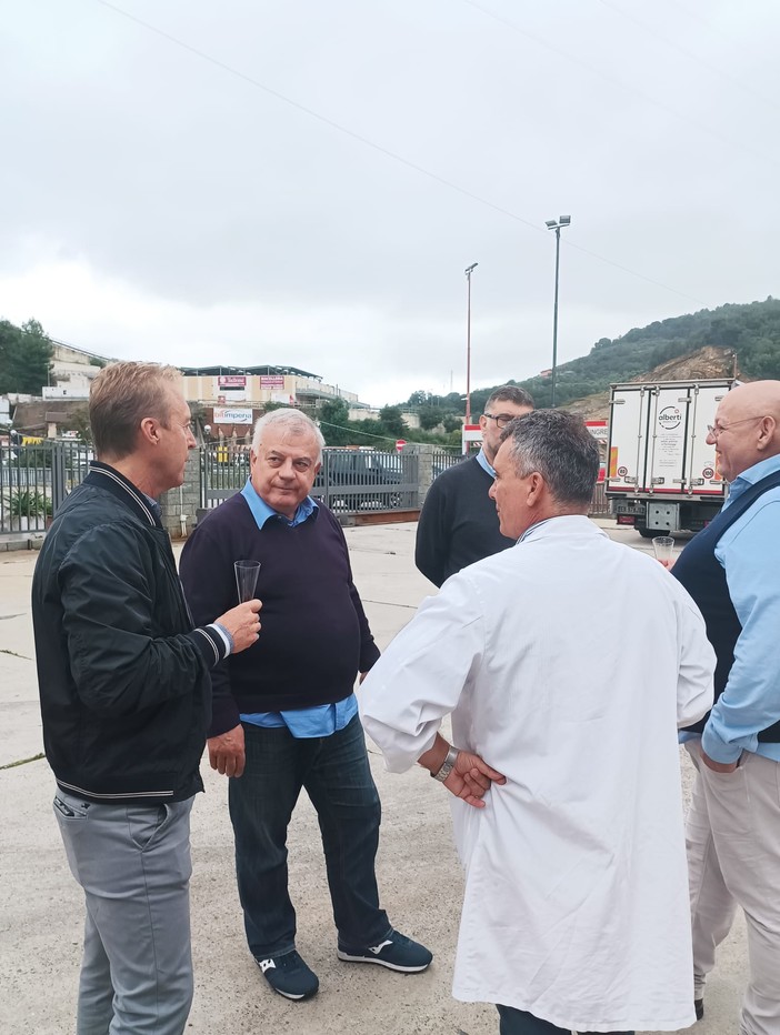 Elezioni, Alberto Alberti: "Non conta il colore politico o lo schieramento, ma la competenza, le idee, la voglia di fare e di esserci sempre per i cittadini" Elezioni, Alberto Alberti: "Non conta il colore politico o lo schieramento, ma la competenza, le idee, la voglia di fare e di esserci sempre per i cittadini"