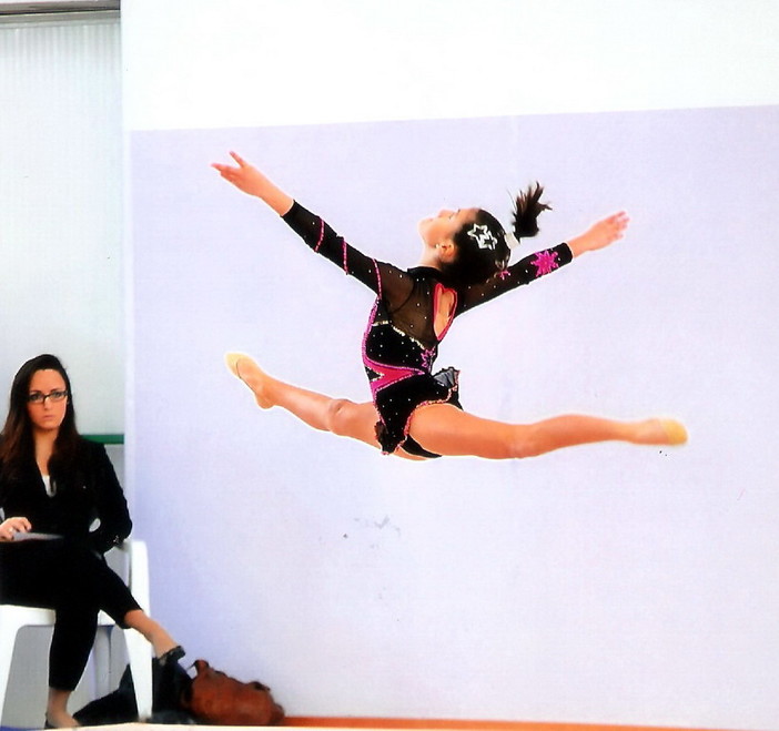 La ginnasta sanremese Azzurra Canavese al 3° posto nella gara di domenica scorsa a Biella La ginnasta sanremese Azzurra Canavese al 3° posto nella gara di domenica scorsa a Biella