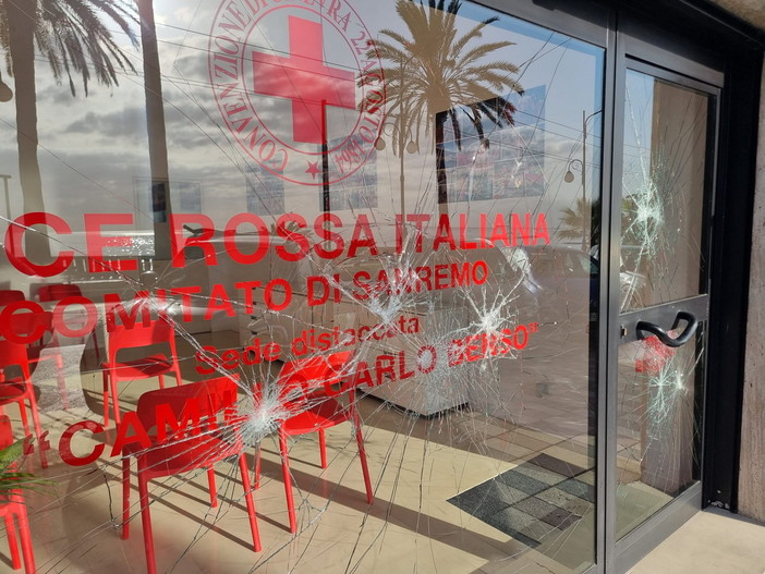 Sanremo: vile atto vandalico ai danni della Croce Rossa, Guazzoni "Grazie a chi ci ha sostenuto"