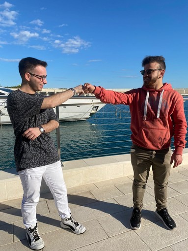 E' uscito “Crazy4L“: il nuovo singolo dei ponentini Logan e Crisa (Foto) E' uscito “Crazy4L“: il nuovo singolo dei ponentini Logan e Crisa (Foto)