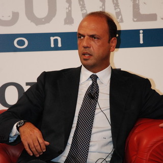 Ventimiglia: potrebbe arrivare già domani mattina il Ministro dell'Interno Alfano, il Sindaco "Probabile all'80%"