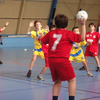 Bordighera: grande successo per la 2a edizione de 'La pallamano in una mano' organizzata dall'Abc
