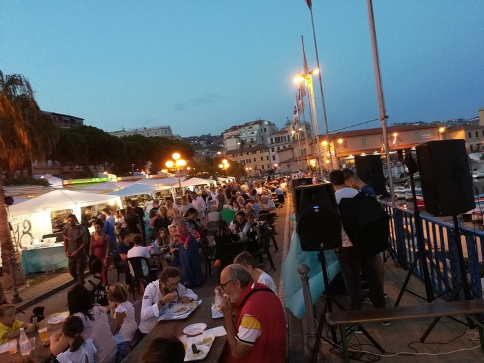 Sanremo: con un grande successo di pubblico si è conclusa la tre giorni di ‘A tavola sul Porto Vecchio’