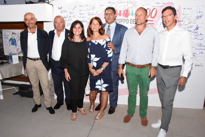 Sanremo: all'anniversario dei '100' Toti conferma la vicinanza del 'Modello', per ora non c'è ancora il candidato (Foto e Video) Sanremo: all'anniversario dei '100' Toti conferma la vicinanza del 'Modello', per ora non c'è ancora il candidato (Foto e Video)