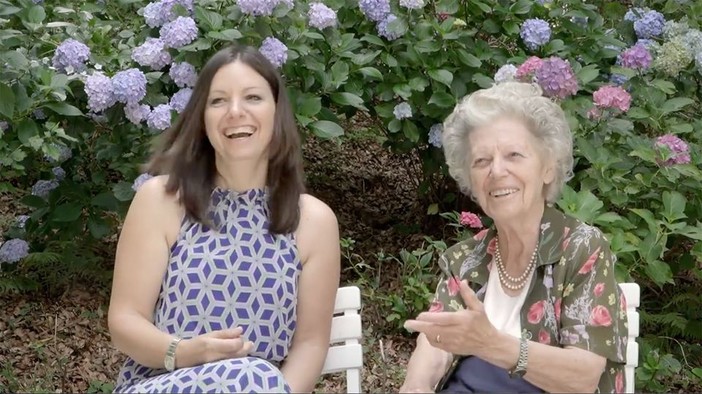 La prof.ssa Amalia Ercoli Finzi con la prof.ssa Elvina Finzi