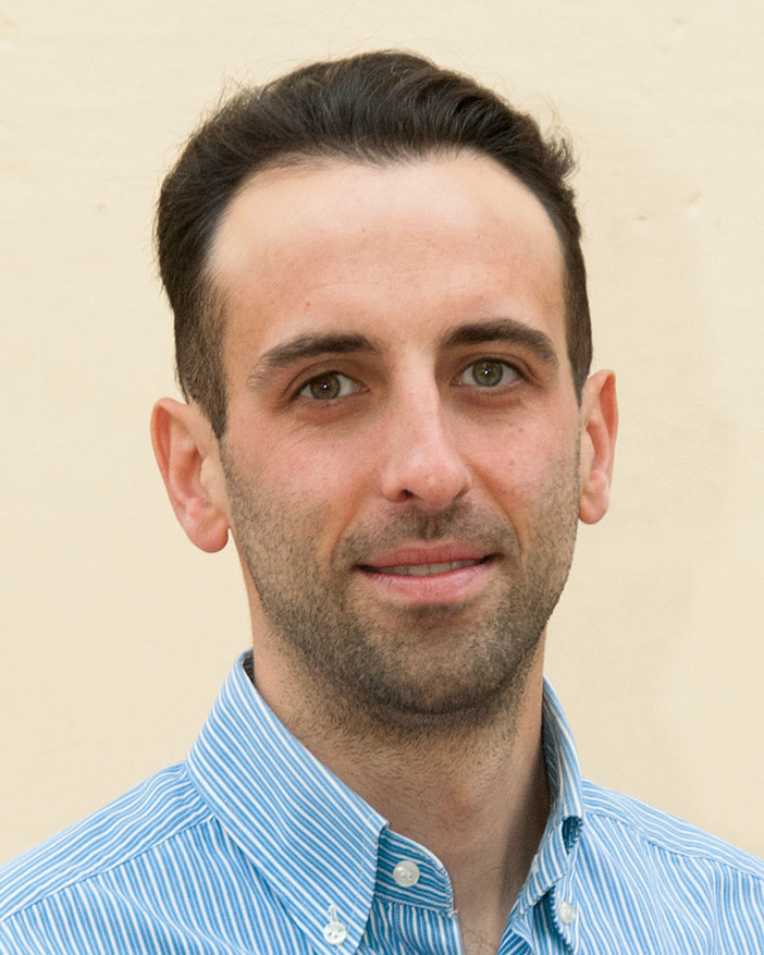 "Ti faccio fuori": a Dolceacqua spunta un cartello con minacce di morte verso il vicesindaco Lamberti (Foto)