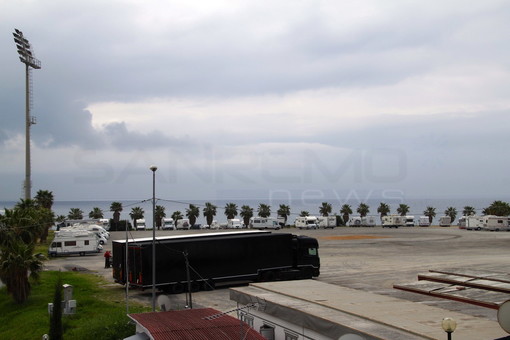 Sanremo: nuove regole per la circolazione a Pian di Poma, limite di 30 chilometri orari e controlli nell'area attrezzata per i camper Sanremo: nuove regole per la circolazione a Pian di Poma, limite di 30 chilometri orari e controlli nell'area attrezzata per i camper