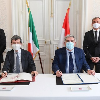 Principato di Monaco: firmato oggi l'accordo bilaterale con il Ministro Orlando per la sicurezza sociale tra i due stati Principato di Monaco: firmato oggi l'accordo bilaterale con il Ministro Orlando per la sicurezza sociale tra i due stati