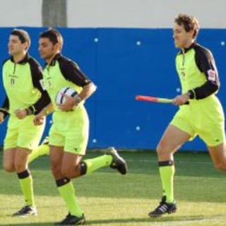 Calcio: gli arbitri della 12a giornata del girone A di Lega Pro (2 Divisione) Calcio: gli arbitri della 12a giornata del girone A di Lega Pro (2 Divisione)