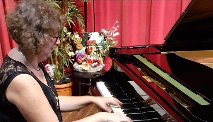 Recital pianistico a Vallecrosia al Mare, il concerto di Adriana Costa chiude 'Primavera in Musica'