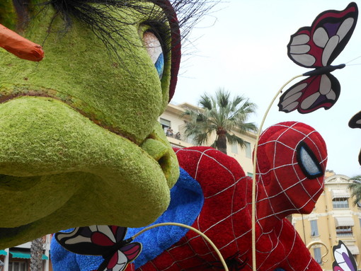 Ventimiglia: le compagnie Rebatabaussi e Ruvinai sulla questione rappresentanza a Expo 2015 della ‘Battaglia di Fiori’