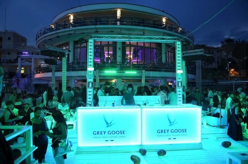 A Sanremo ritorna il "sabato notte dei grandi": l'estate targata Bay Club entra nel vivo A Sanremo ritorna il "sabato notte dei grandi": l'estate targata Bay Club entra nel vivo