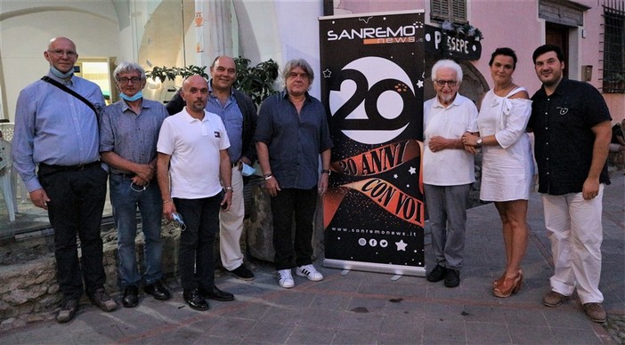 20 anni di Sanremonews: Bruno Gambarotta protagonista della serata a Isolabona (foto)