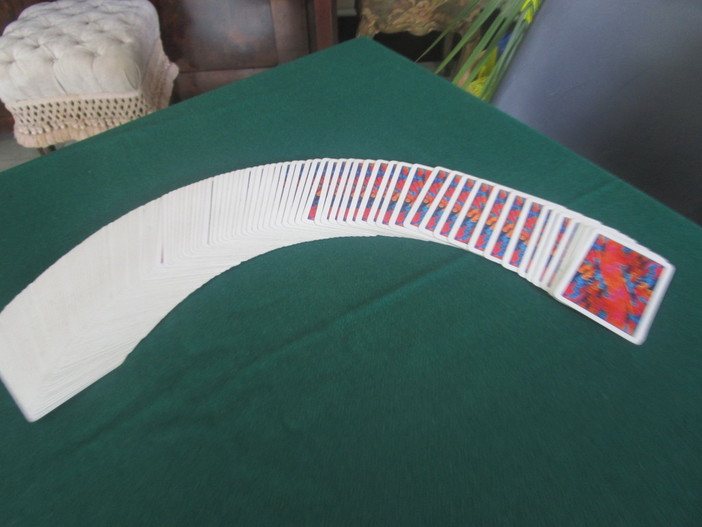 Domenica prossima a Sanremo ‘Gioca per un sorriso’, il 29° Torneo Lilt per per gli appassionati di Burraco