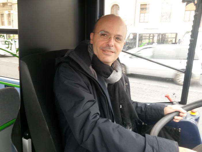Imperia: presentati questa mattina i bus elettrici che viaggeranno tra la Marina ed il Parasio Imperia: presentati questa mattina i bus elettrici che viaggeranno tra la Marina ed il Parasio