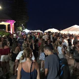 ‘Bordighera un Mare di Sapori’ sul lungomare della città delle palme