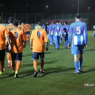 Calcio, Prima Categoria. Il Sassello supera il Bordighera Sant'Ampelio: la nuova classifica Calcio, Prima Categoria. Il Sassello supera il Bordighera Sant'Ampelio: la nuova classifica