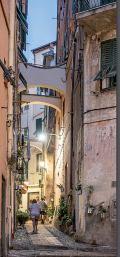 Da venerdì 19 a domenica 21 agosto a Bordighera torna 'Agorà - Arte nella Città Alta'