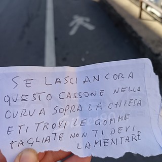 Sanremo: parcheggi in strada Borgo Tinasso, biglietti di minacce "Ti taglio le gomme" (Foto)