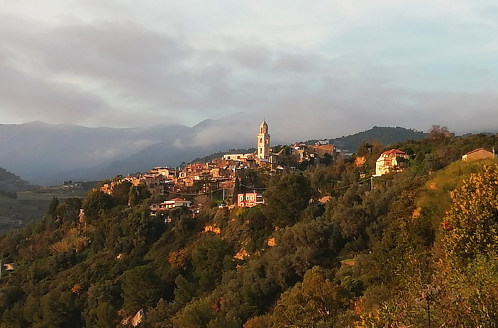 Sanremo, modifiche alla viabilità lungo la strada di Bussana Vecchia per la posa dei tubi dell’acquedotto