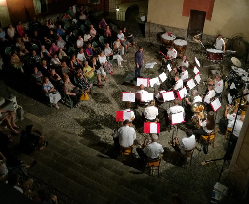 Vallebona: questa sera in piazza dell'Oratorio il concerto della banda musicale del paese