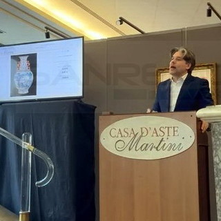 Il momento della 'battitura' del vaso Il momento della 'battitura' del vaso