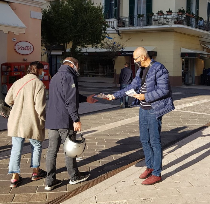 Diano Marina: sabato scorso un banchetto informativo di 'Casapound Italia' in via Genova