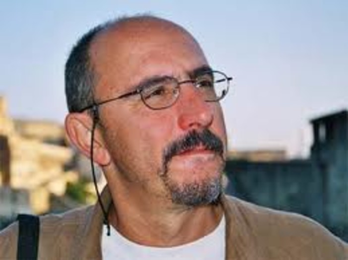 Ospedaletti: sabato tornerà la rassegna 'E' tempo di libri', appuntamento con il noirista Bruno Morchio Ospedaletti: sabato tornerà la rassegna 'E' tempo di libri', appuntamento con il noirista Bruno Morchio