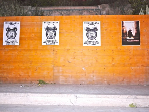 Sanremo: ieri il Beppe Grillo Meetup è tornato davanti al Parco Marsaglia "Quando riapre?" Sanremo: ieri il Beppe Grillo Meetup è tornato davanti al Parco Marsaglia "Quando riapre?"
